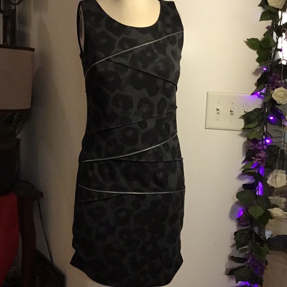 Michael Kors Dresses & Skirts - ‼️‼️SALE ‼️‼️Michael Kors Dress with Zipper